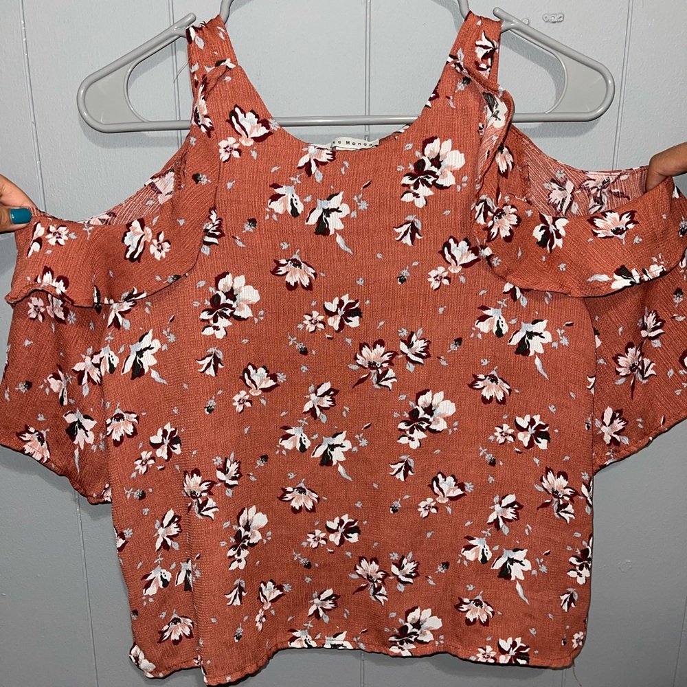 Open Shoulder Floral Top
